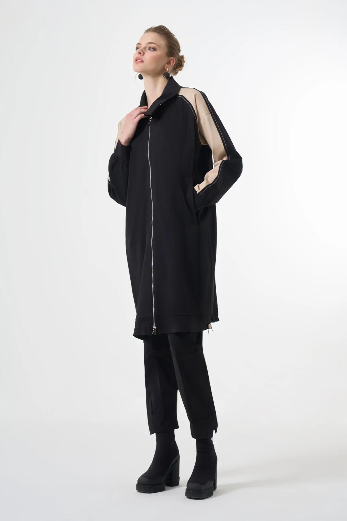 Zipper Detailed Skinny Leg Trousers