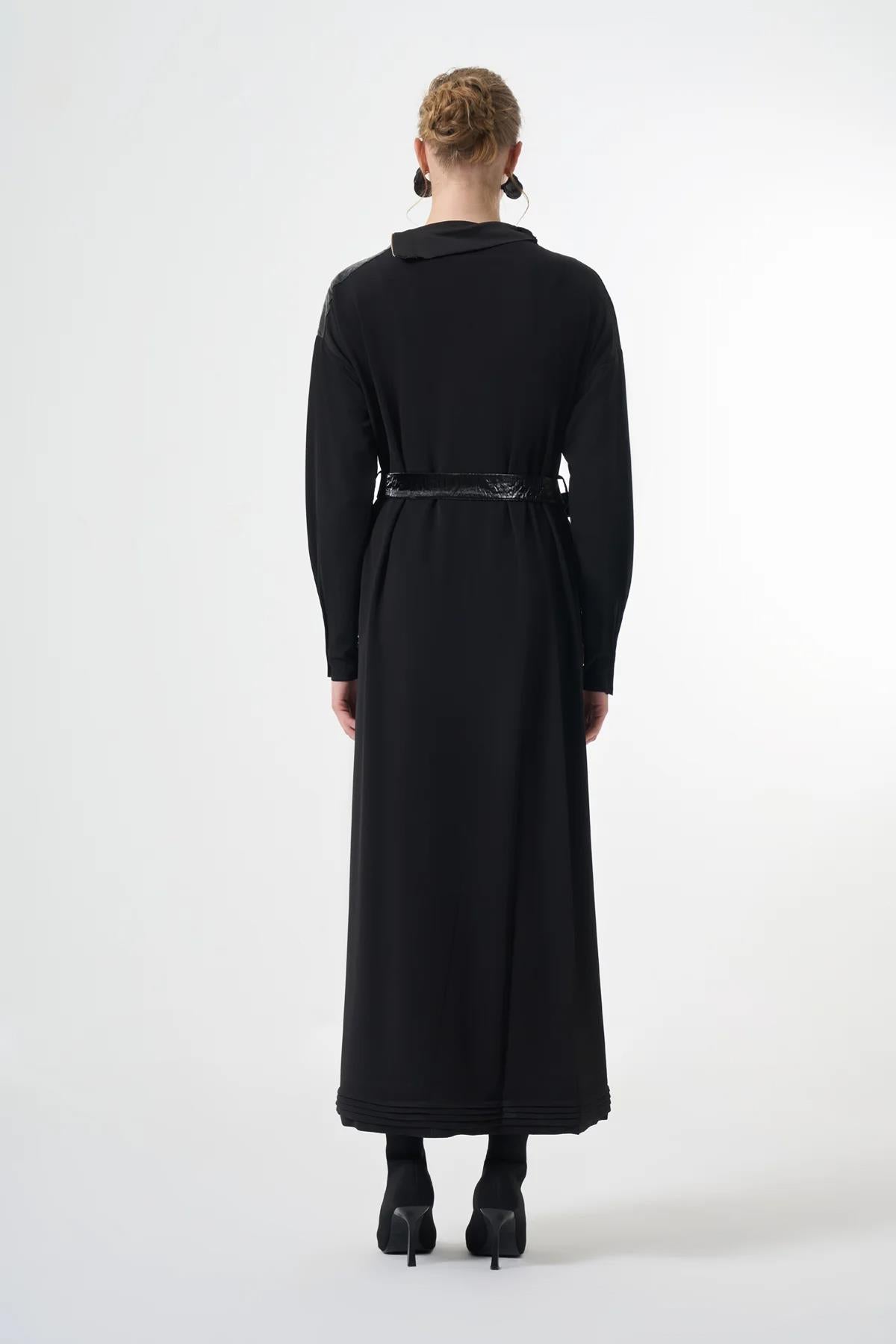 Beli Kemerli Fermuar Detaylı Elbise