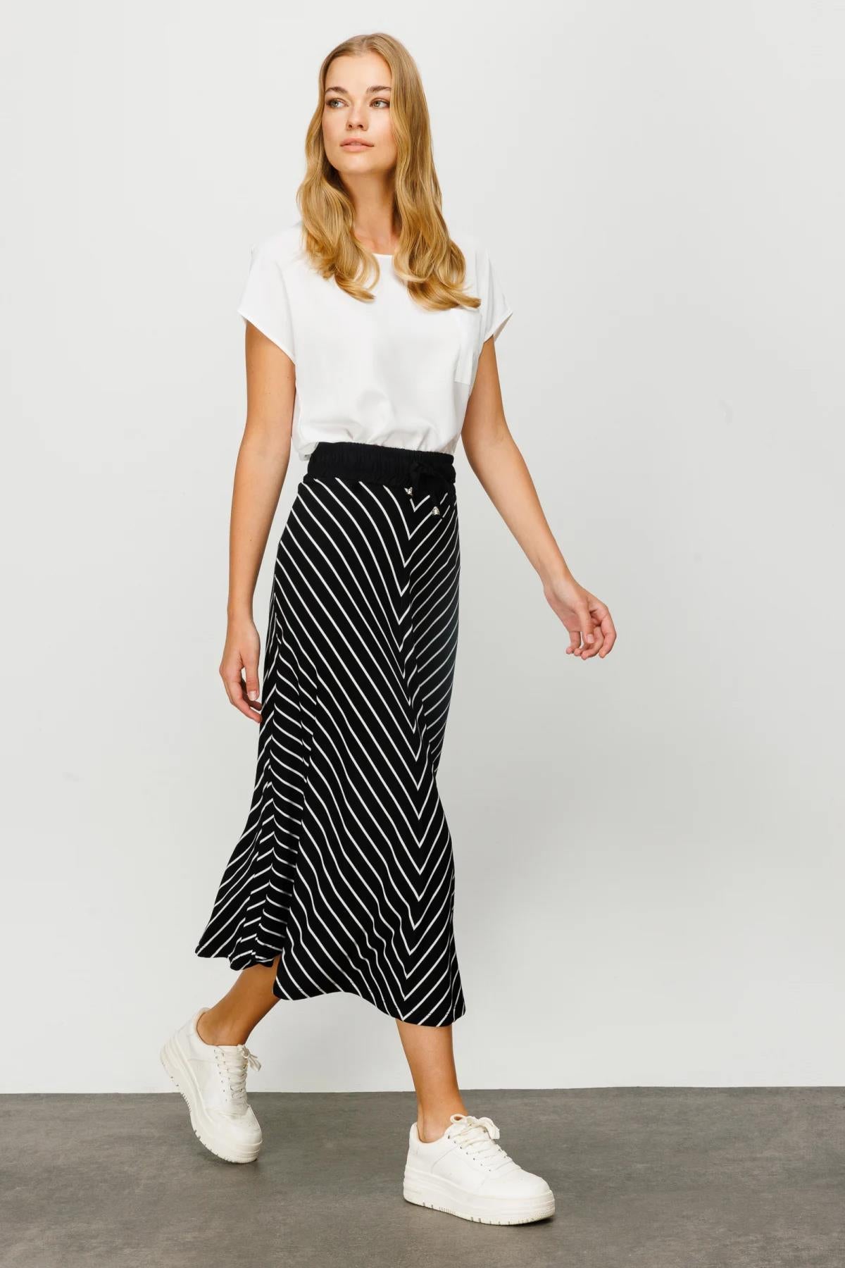 Çizgili Midi Boy Etek