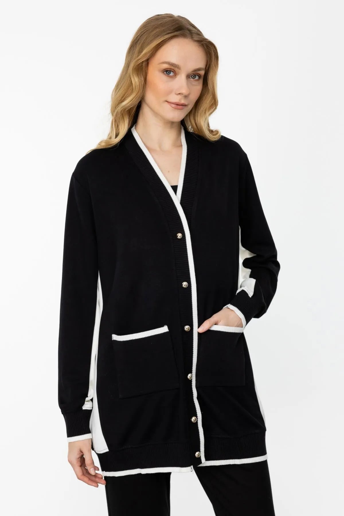 Pocket and Gold Button Detailed Ribbed Long Cardigan