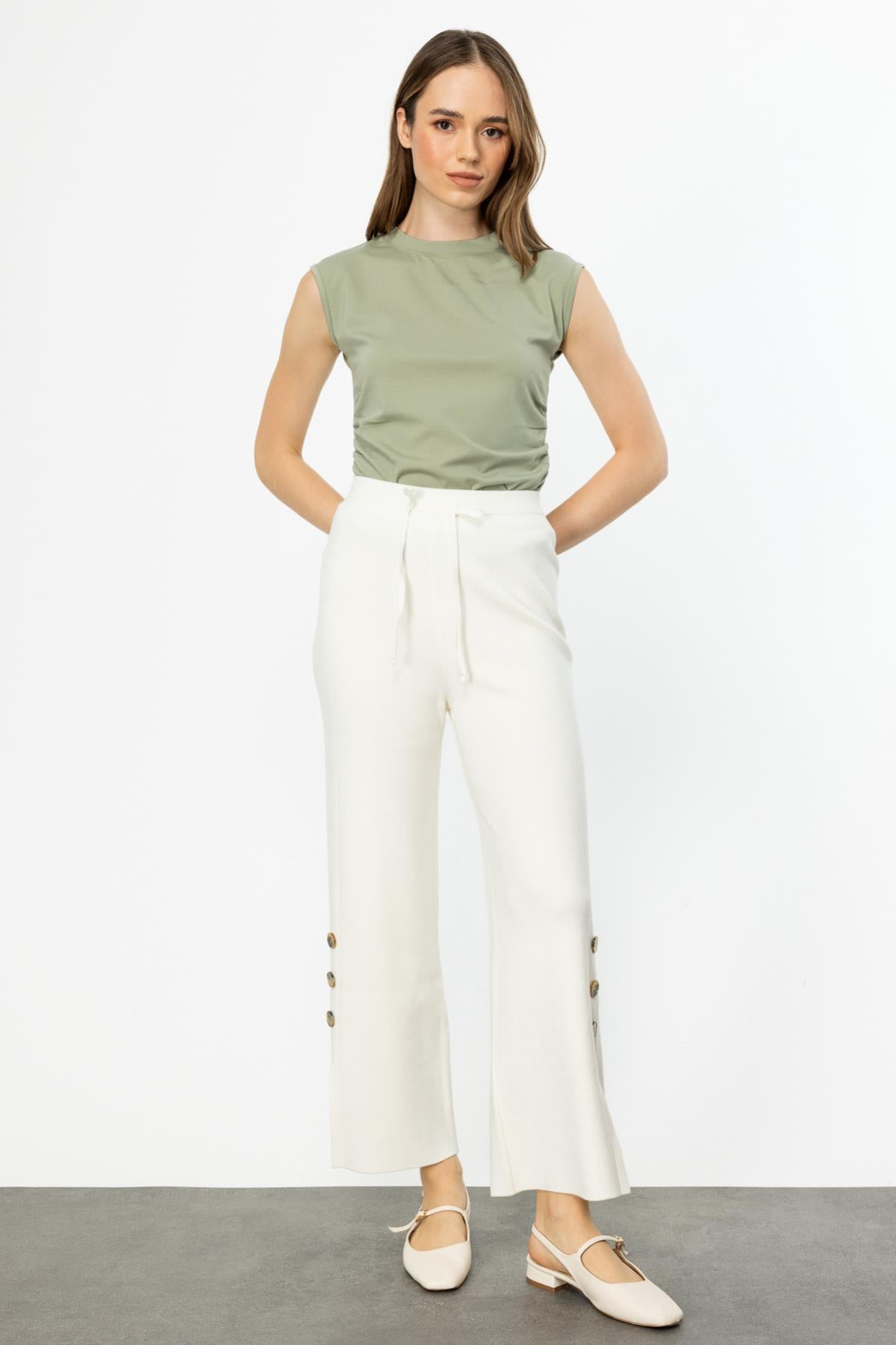 Button Detailed Slit Leg Trousers