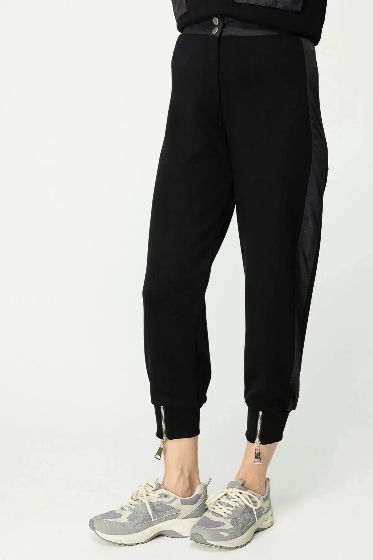 Zipper Detailed Tracksuit Bottoms