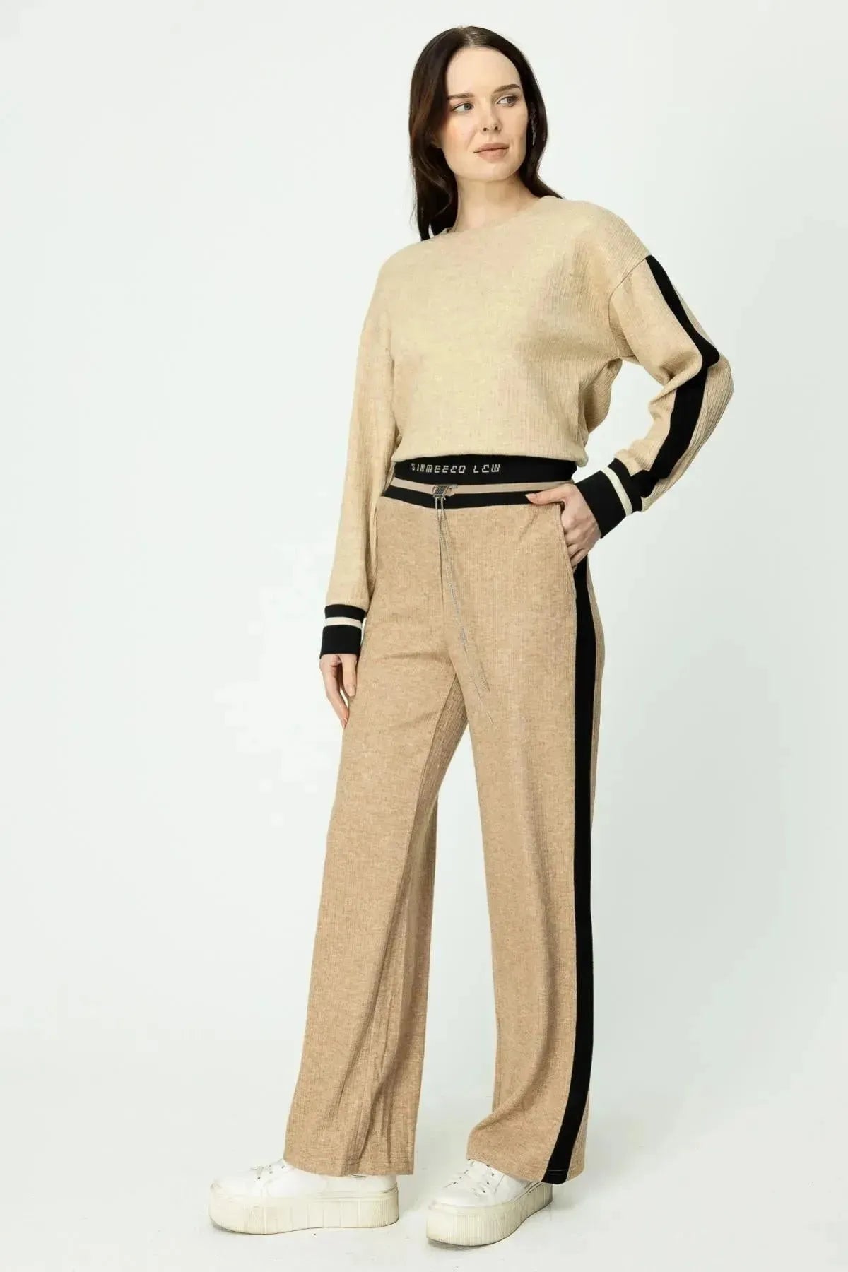 Rib Written Lace Chain Detailed Sweatpants