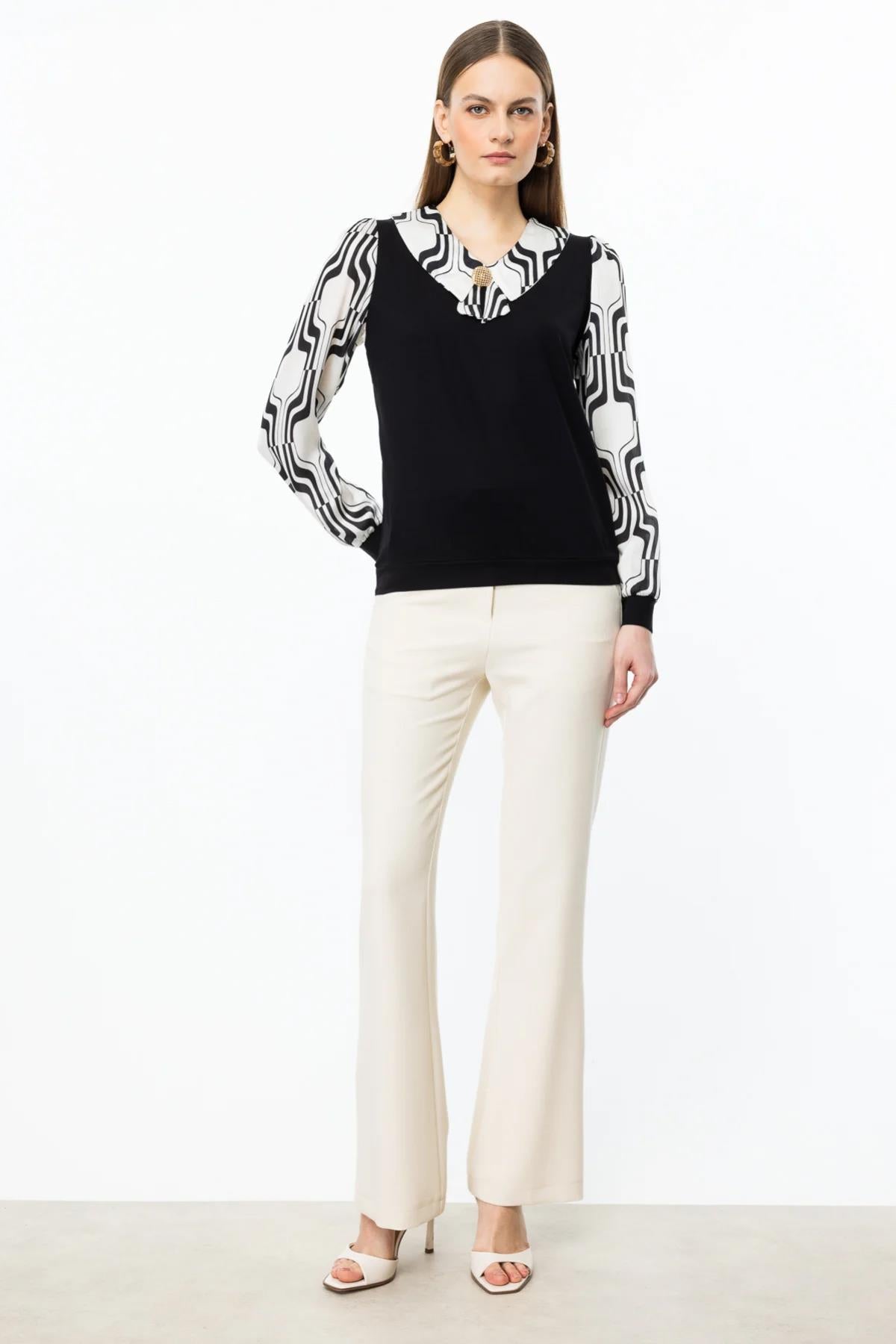 Sweater Look Blouse with Accessory Collar