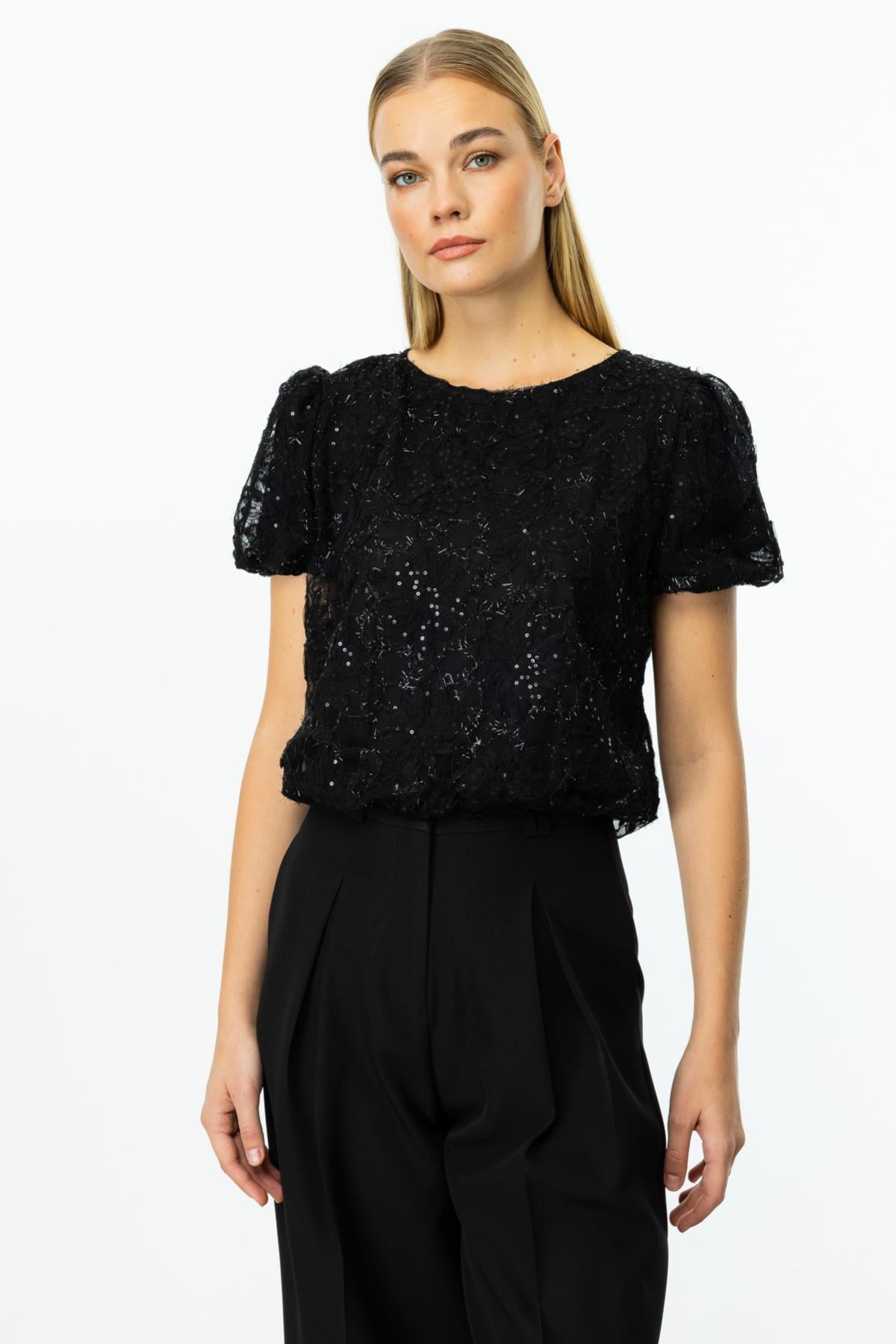 Sequined Flower Embroidered Balloon Sleeve Blouse