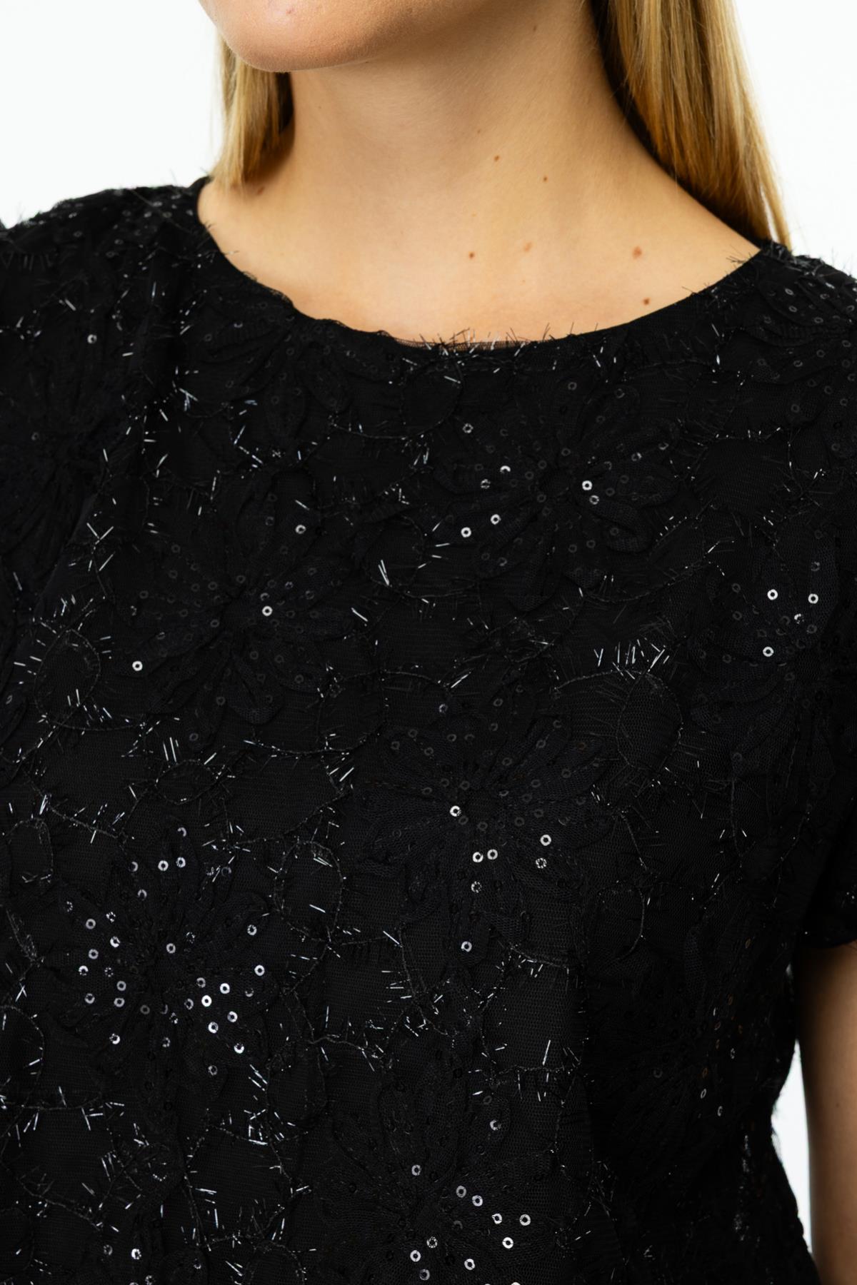 Sequined Flower Embroidered Balloon Sleeve Blouse