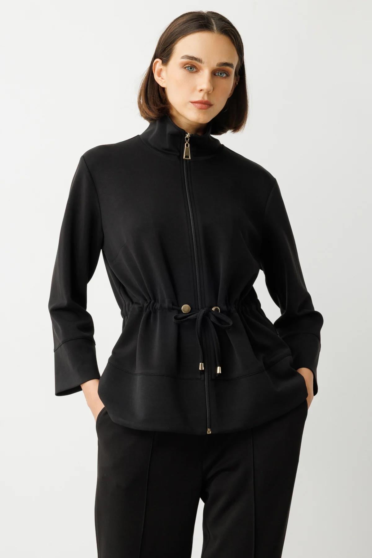 Beli Bağcıklı Dik Yaka Ceket