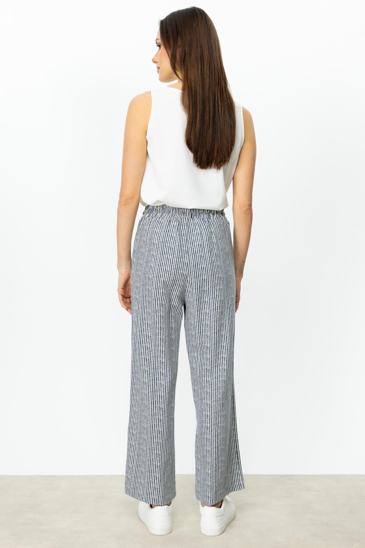 Striped Patterned Elastic Waist Wide Leg Trousers