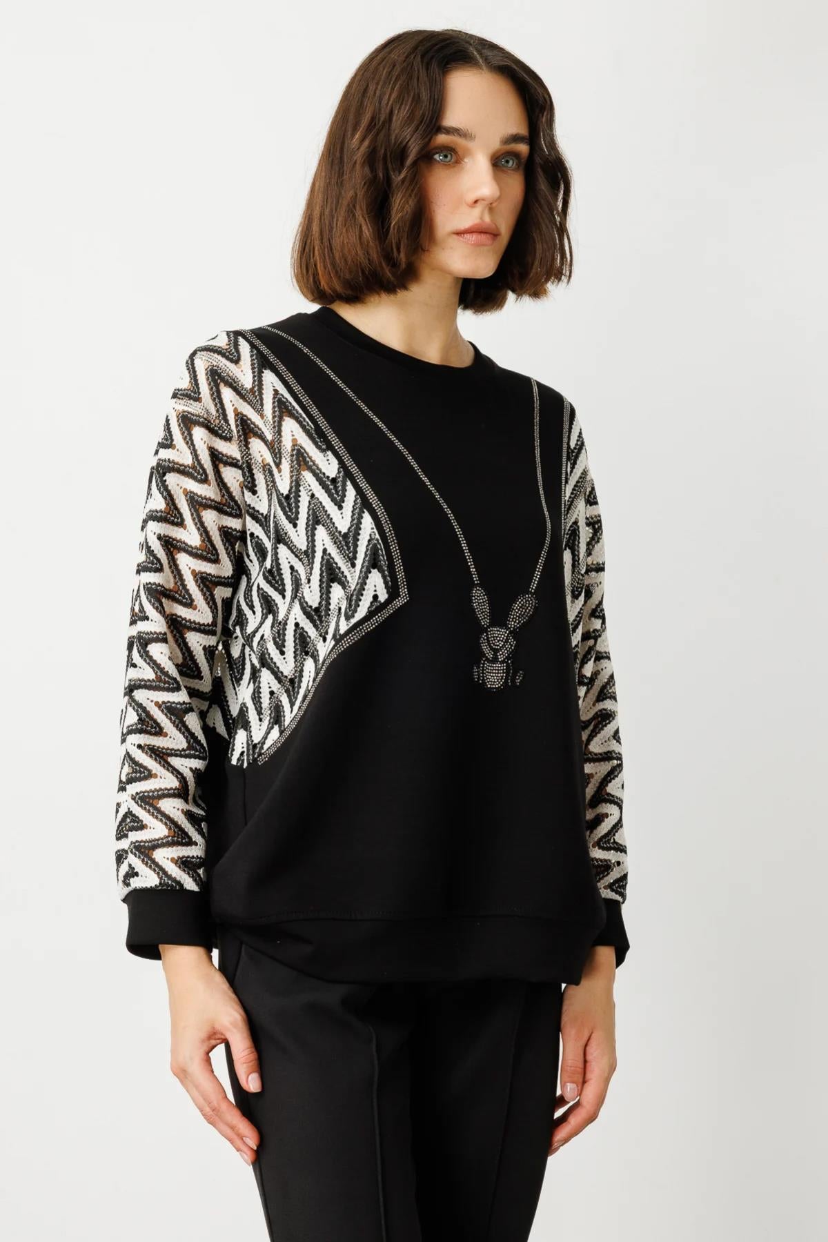 Zigzag Patterned Stone Blouse