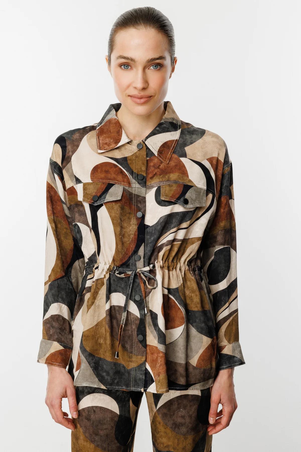 Beli Bağcıklı Desenli Uzun Kol Ceket