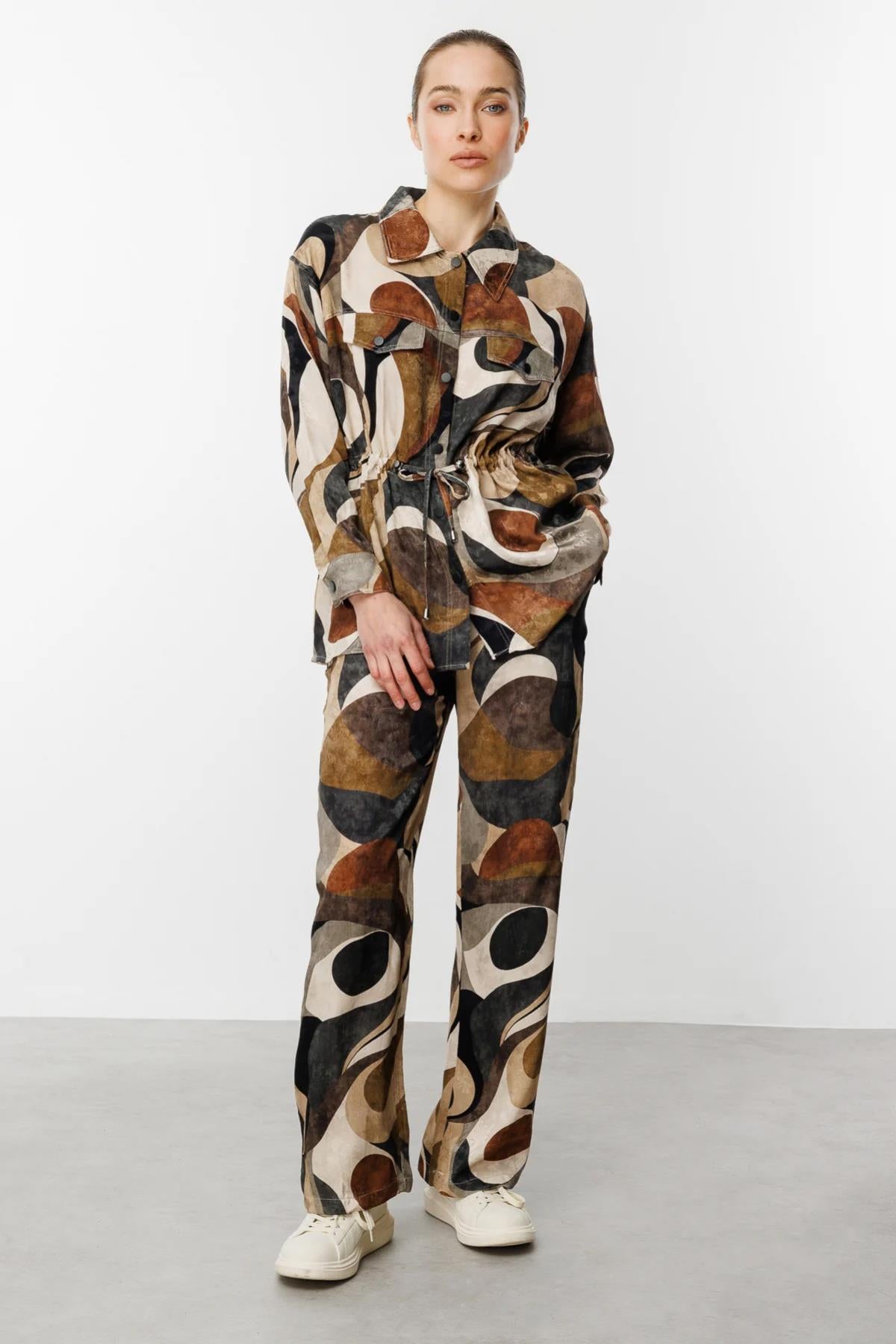 Beli Lastikli Bol Paça Desenli Pantolon