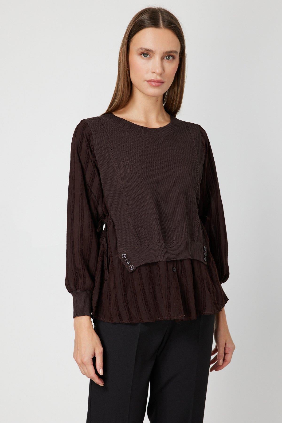 Süveter Görünümlü Düğmeli Bluz