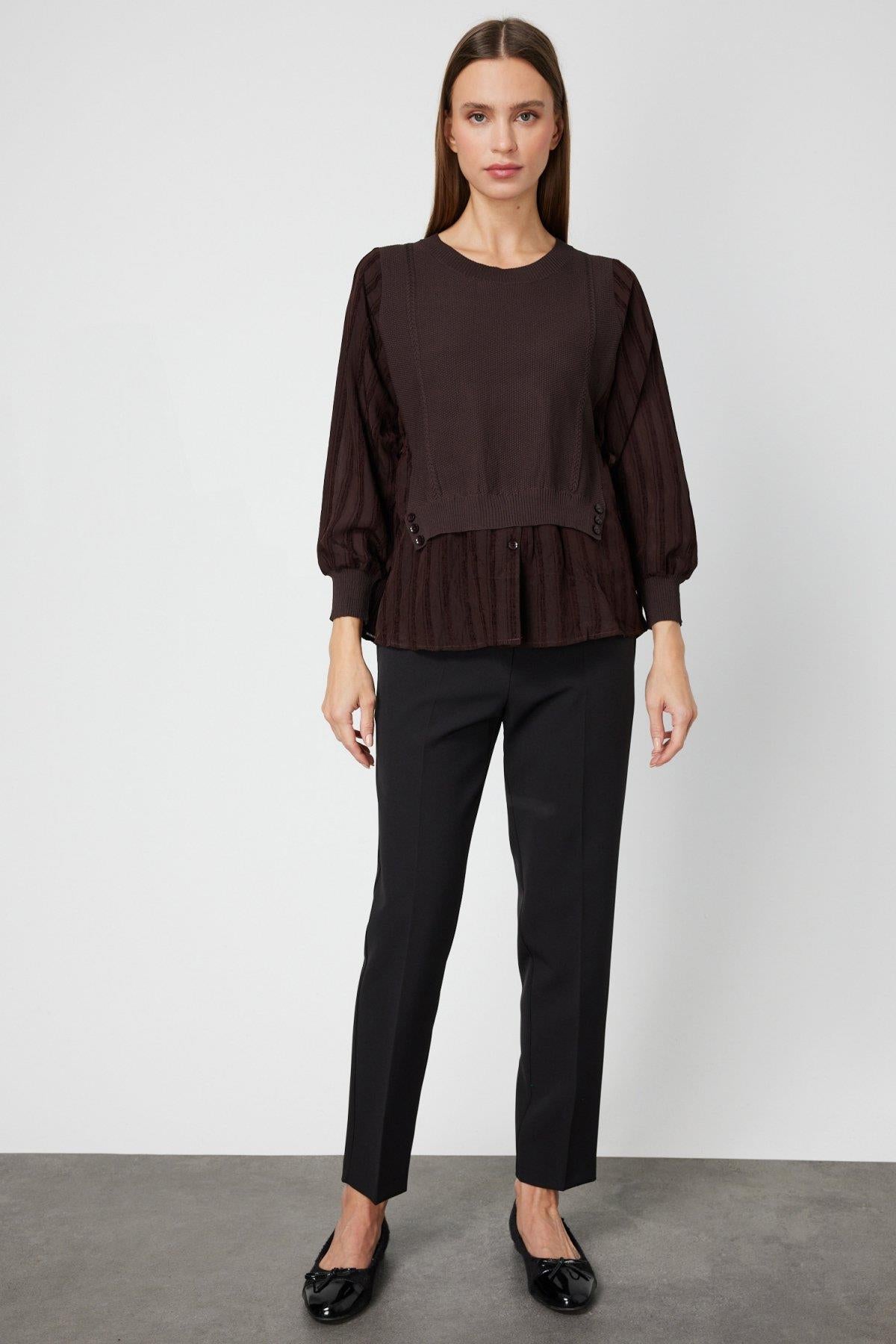 Süveter Görünümlü Düğmeli Bluz