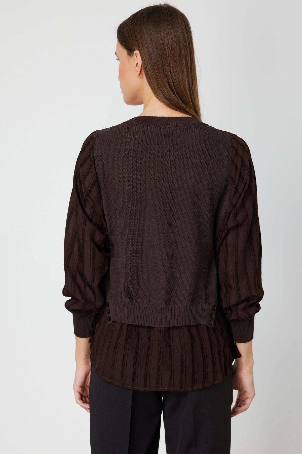 Süveter Görünümlü Düğmeli Bluz