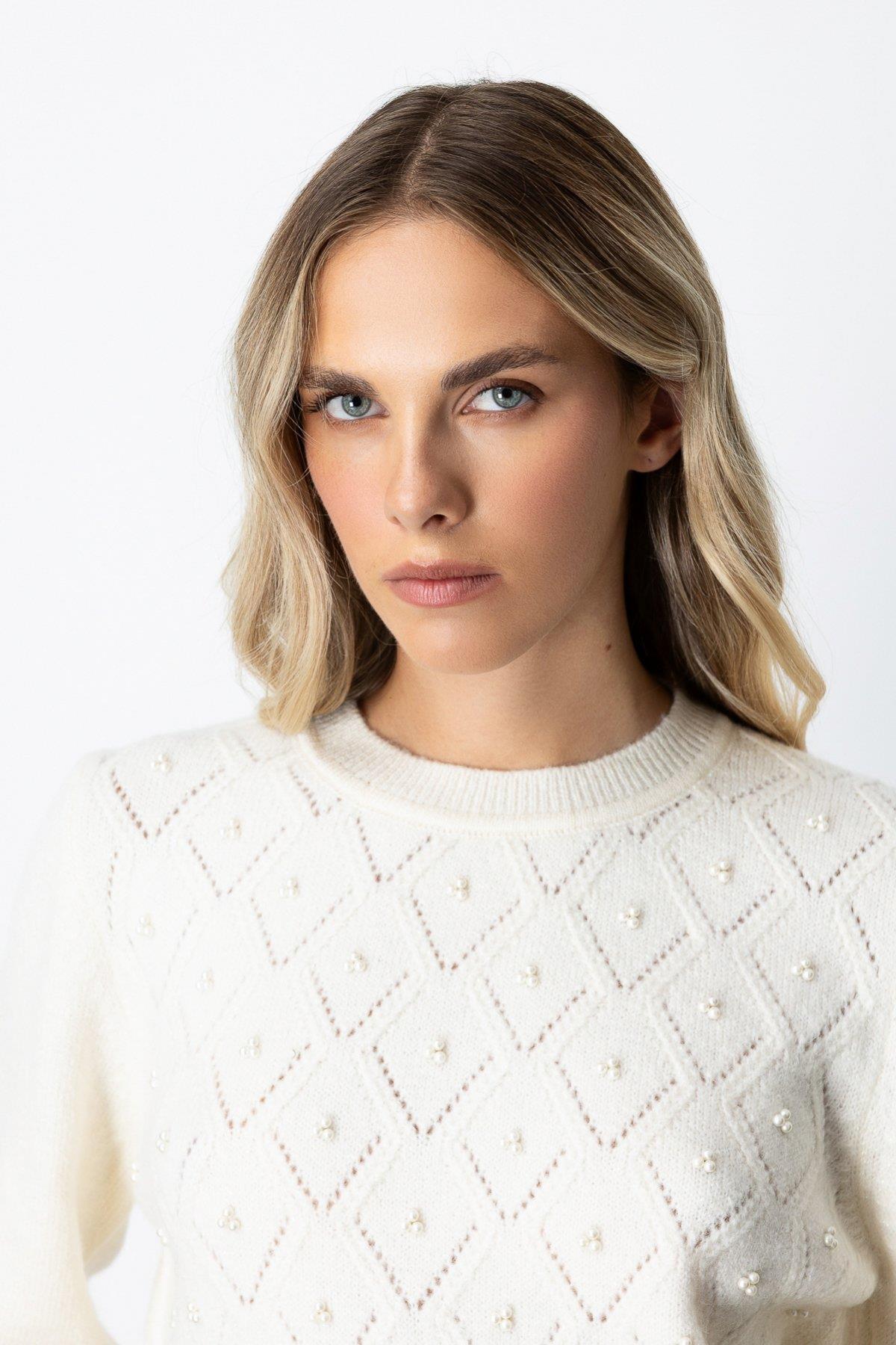 Diamond Patterned Pearl Glitter Detailed Sweater