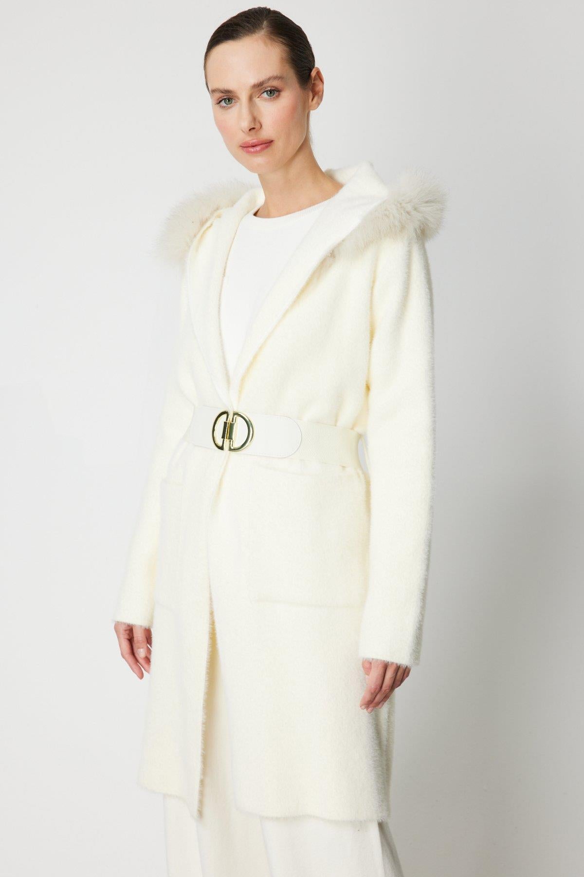 Yakası Kürklü Peluş Hırka