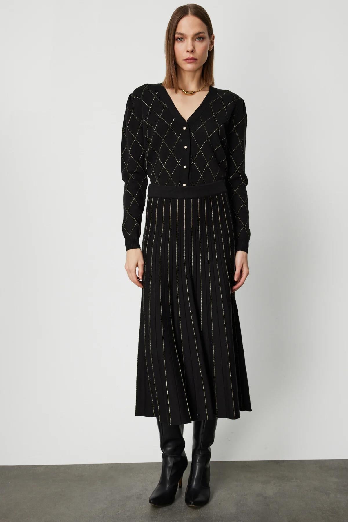 Çizgi Desenli Pileli Midi Etek