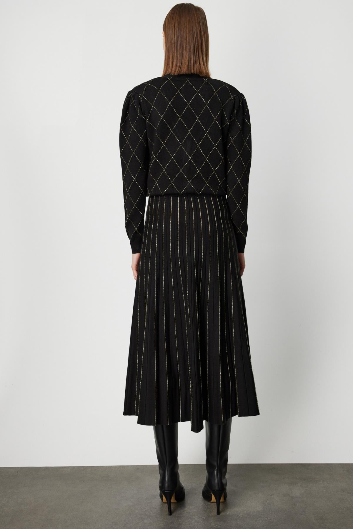 Çizgi Desenli Pileli Midi Etek