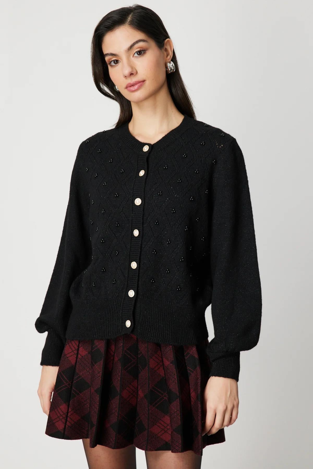 İnci Düğmeli Triko Hırka