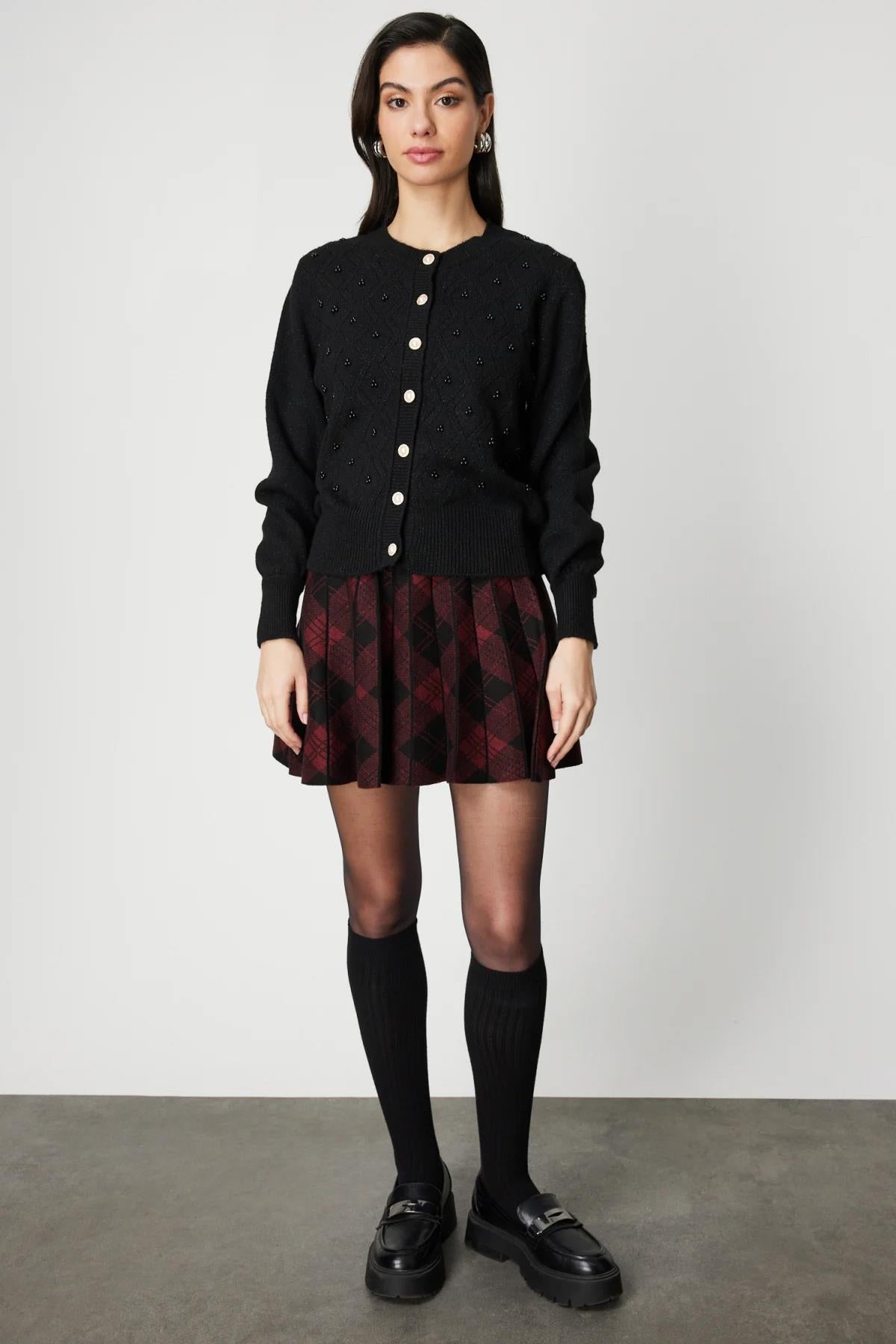 İnci Düğmeli Triko Hırka