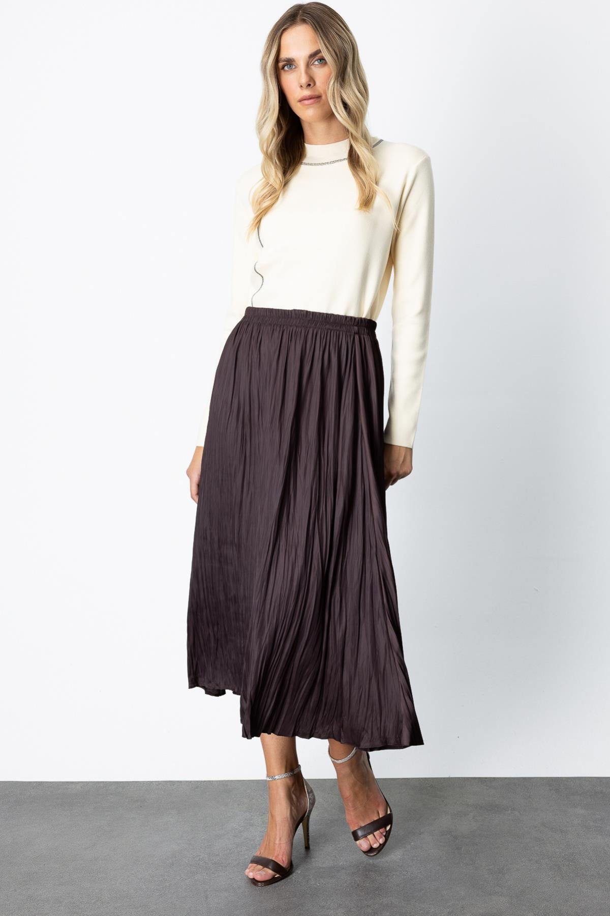 Wrinkled Midi Skirt