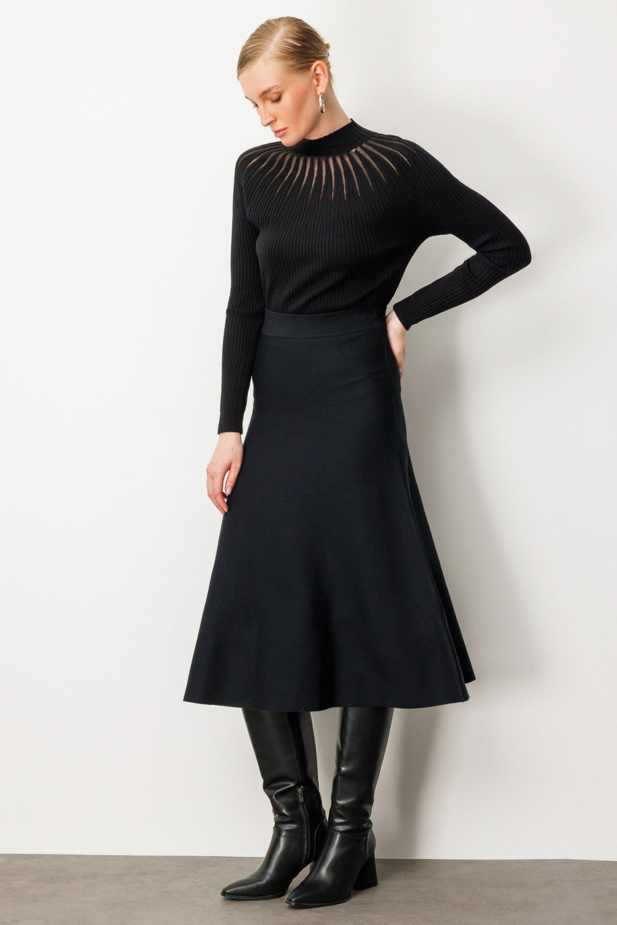 High Waist Flounced Midi Length Knit Skirt