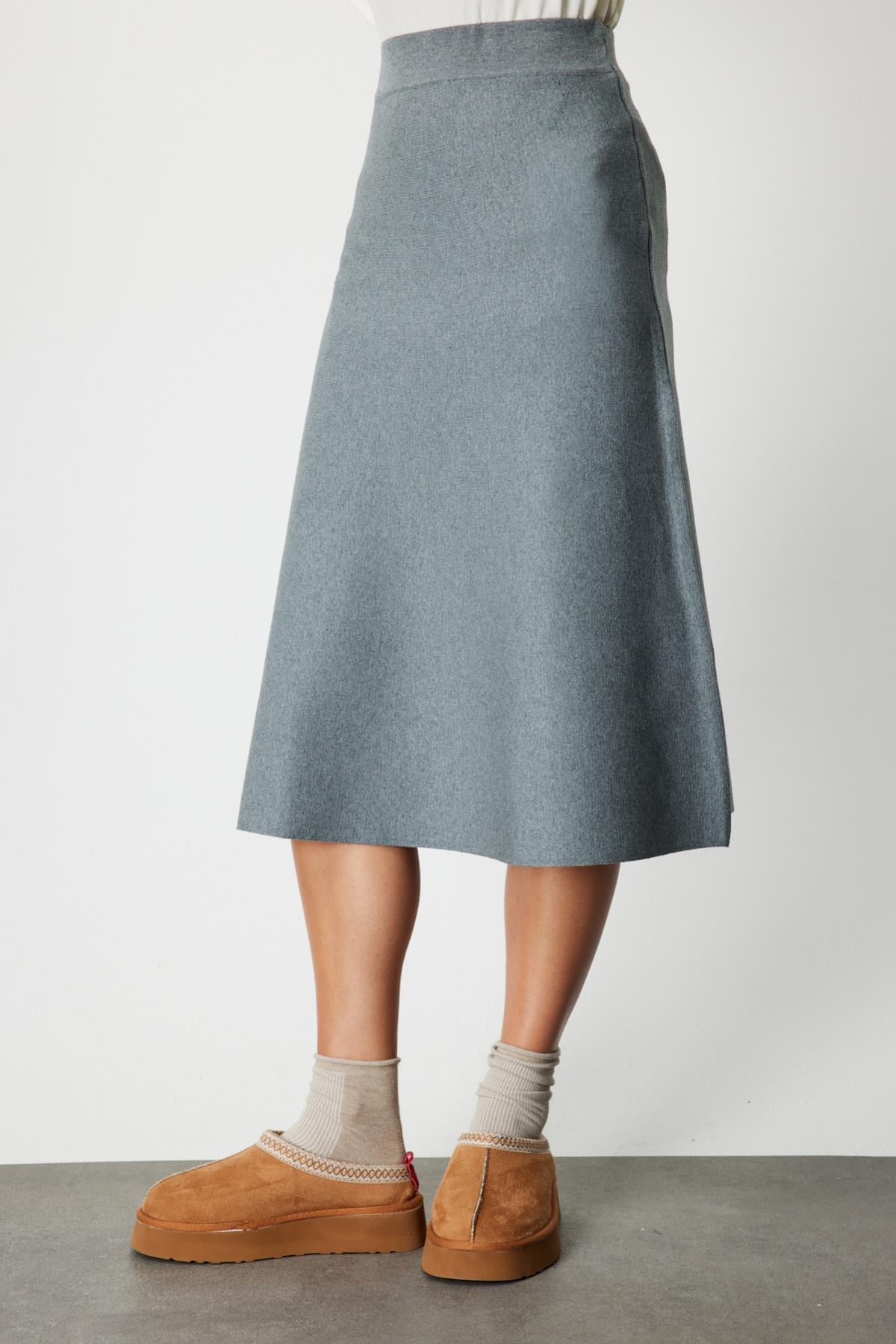 High Waist Flounced Midi Length Knit Skirt