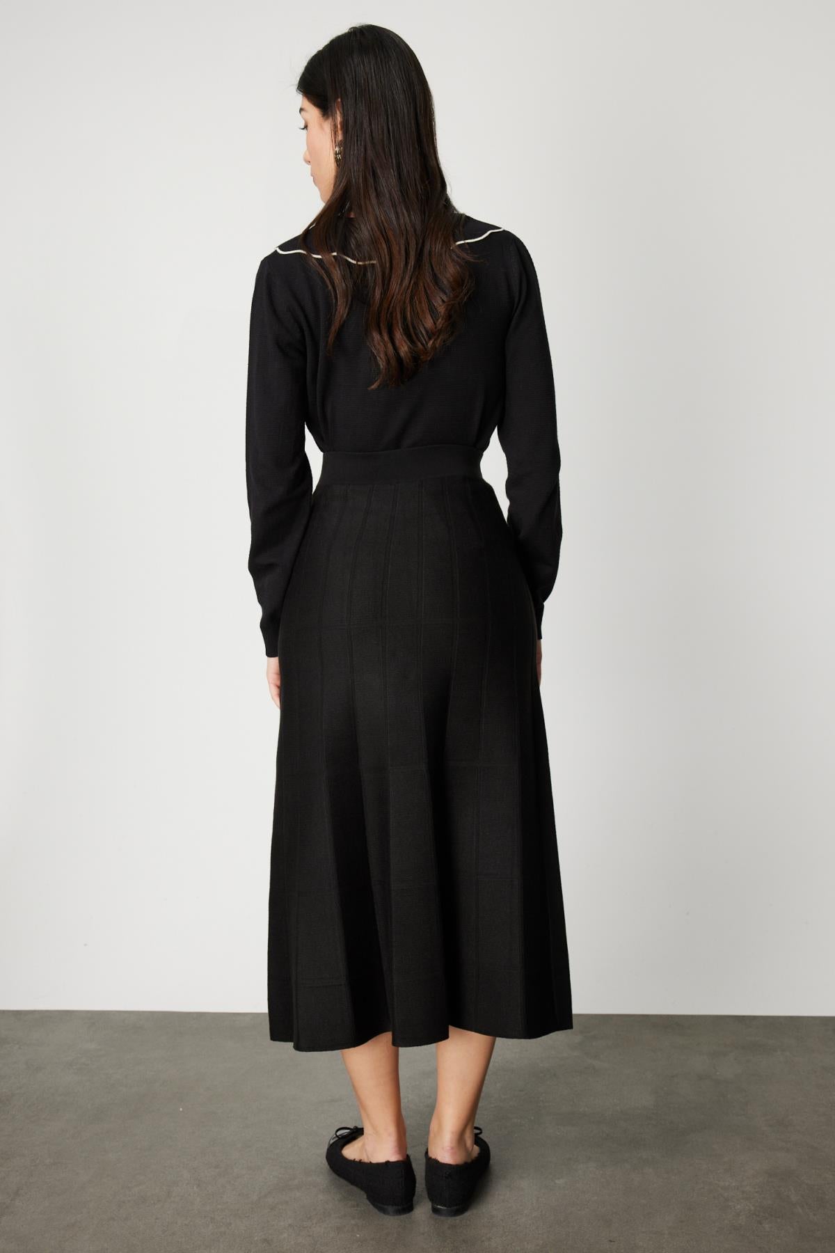 Dikişli Midi Boy Triko Etek