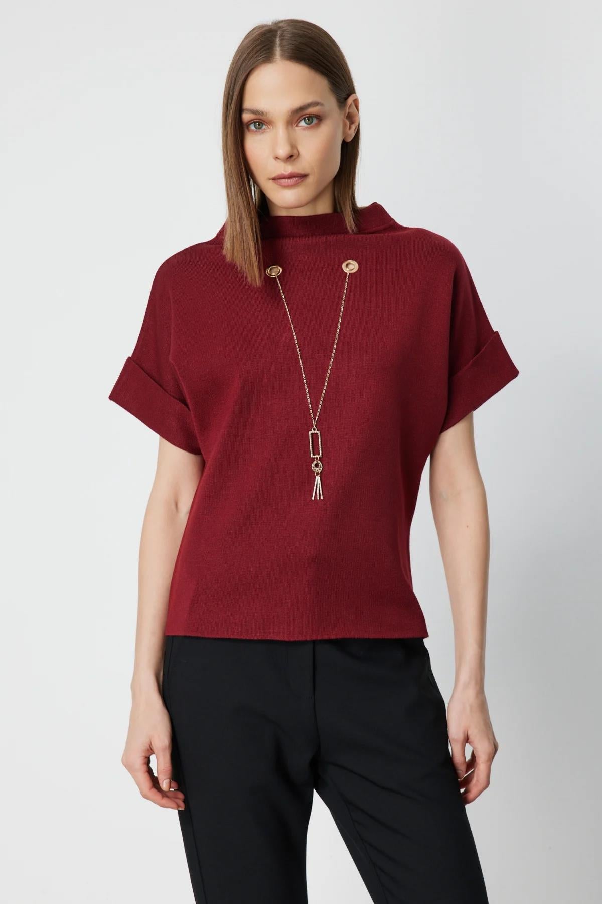 Aksesuar Detaylı Kısa Kollu Triko Kazak