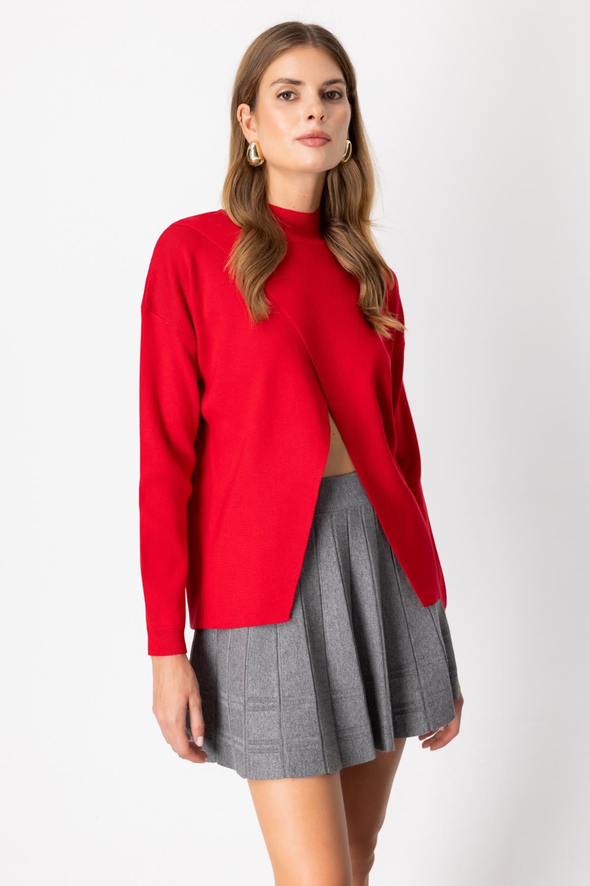 Dik Yaka Asimetrik Kesim Triko Kazak