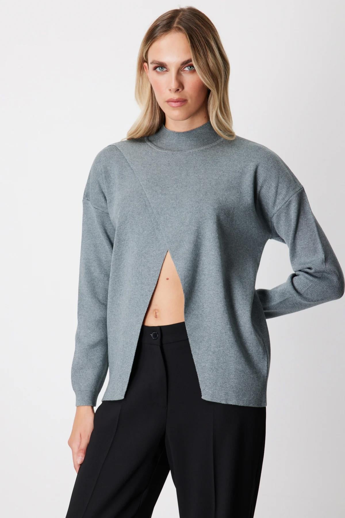 Dik Yaka Asimetrik Kesim Triko Kazak