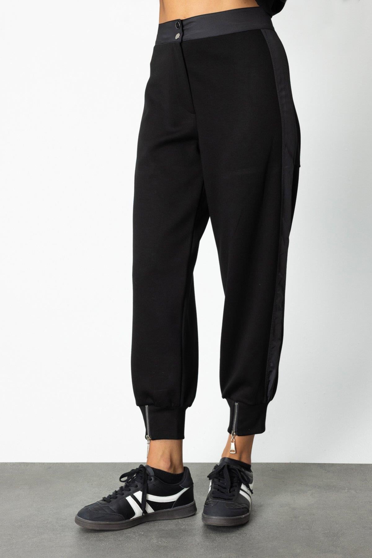 Zipper Detailed Tracksuit Bottoms