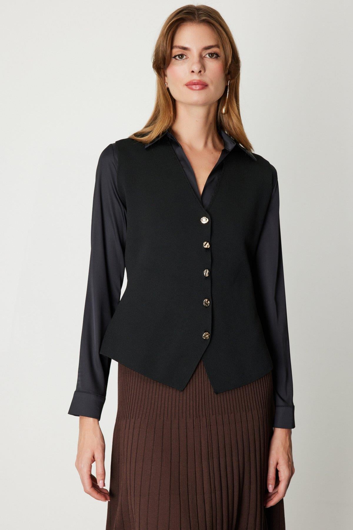 V-Neck Buttoned Vest