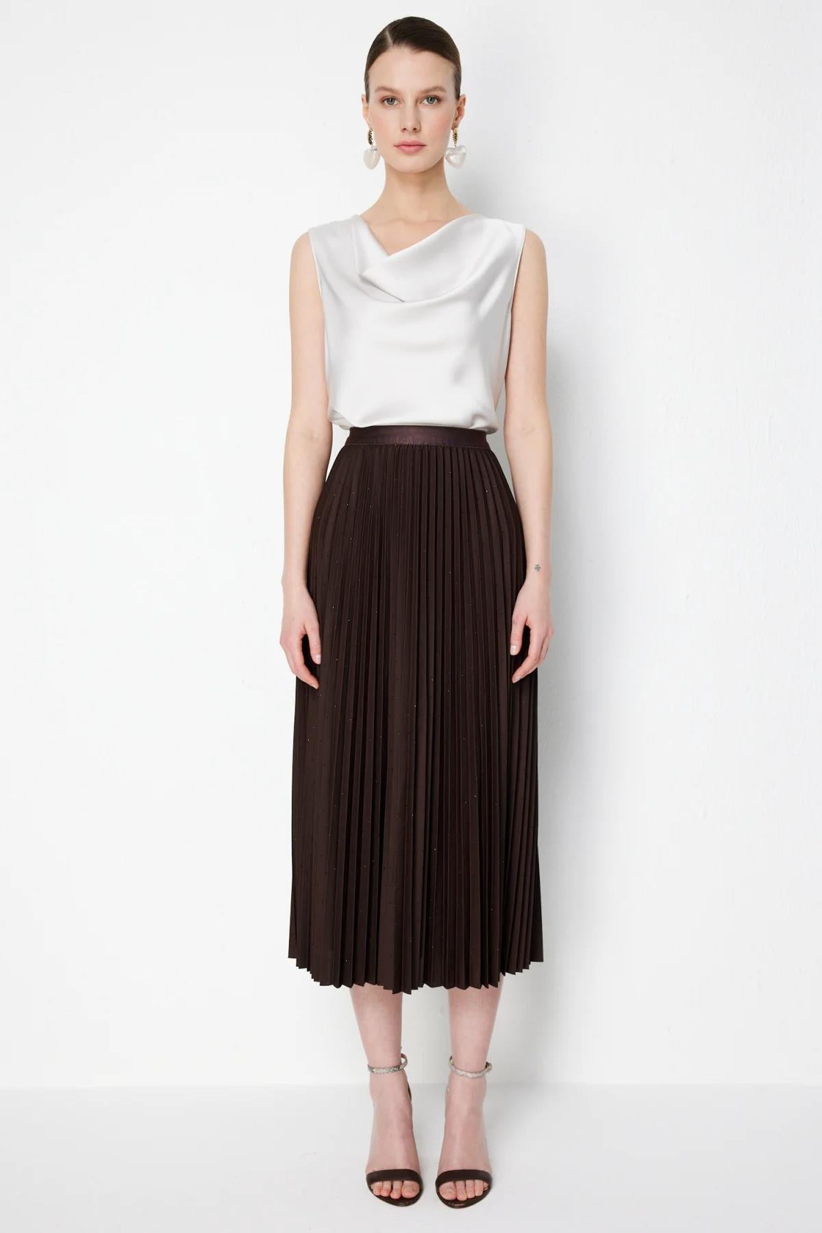 Stone Detailed Pleated Midi Skirt
