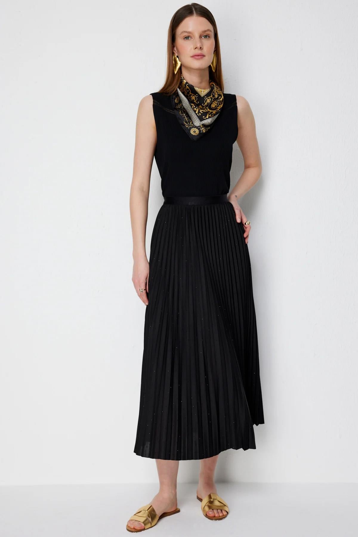 Stone Detailed Pleated Midi Skirt