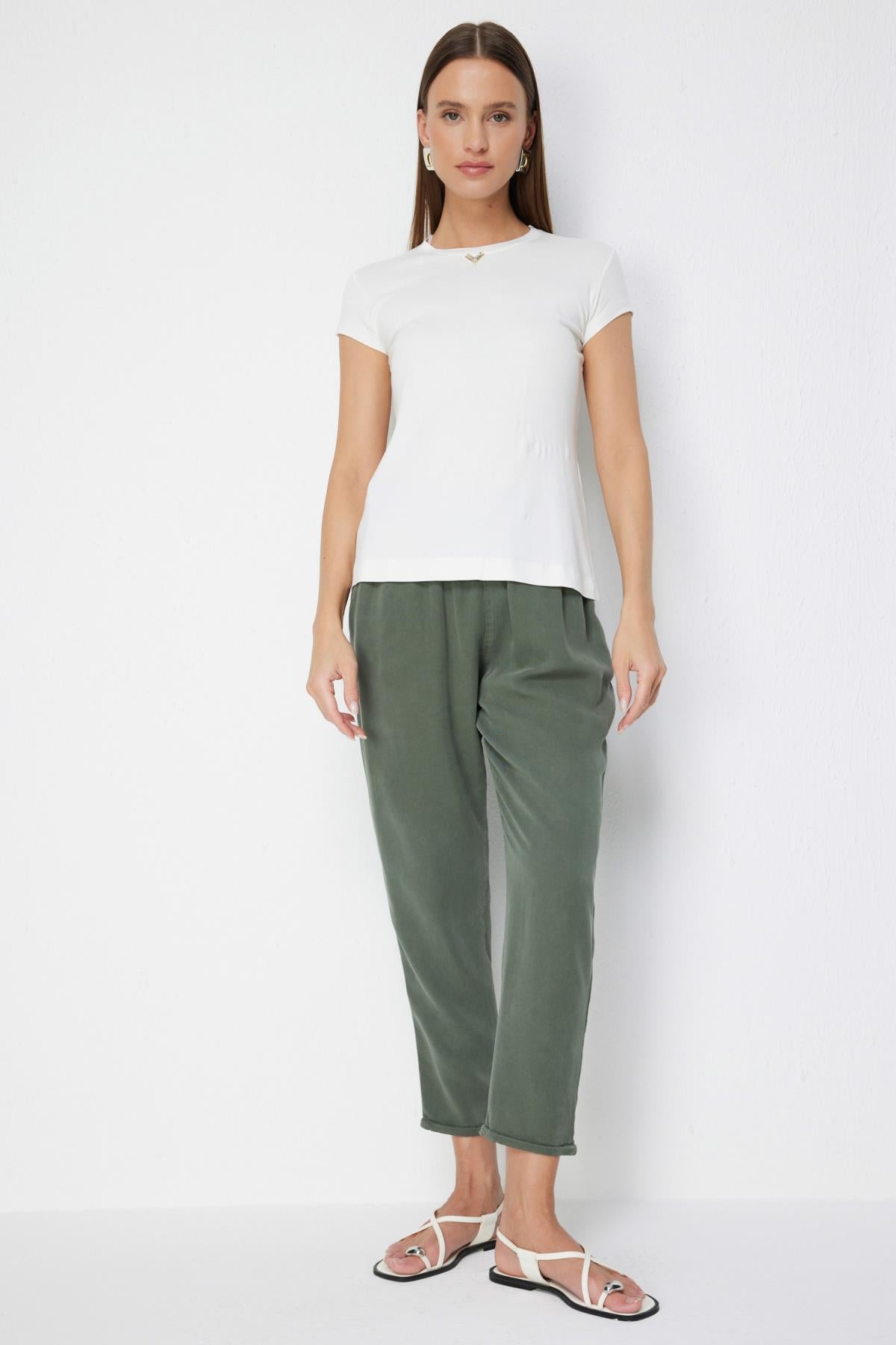 Sıfır Yaka Kısa Kollu Bluz