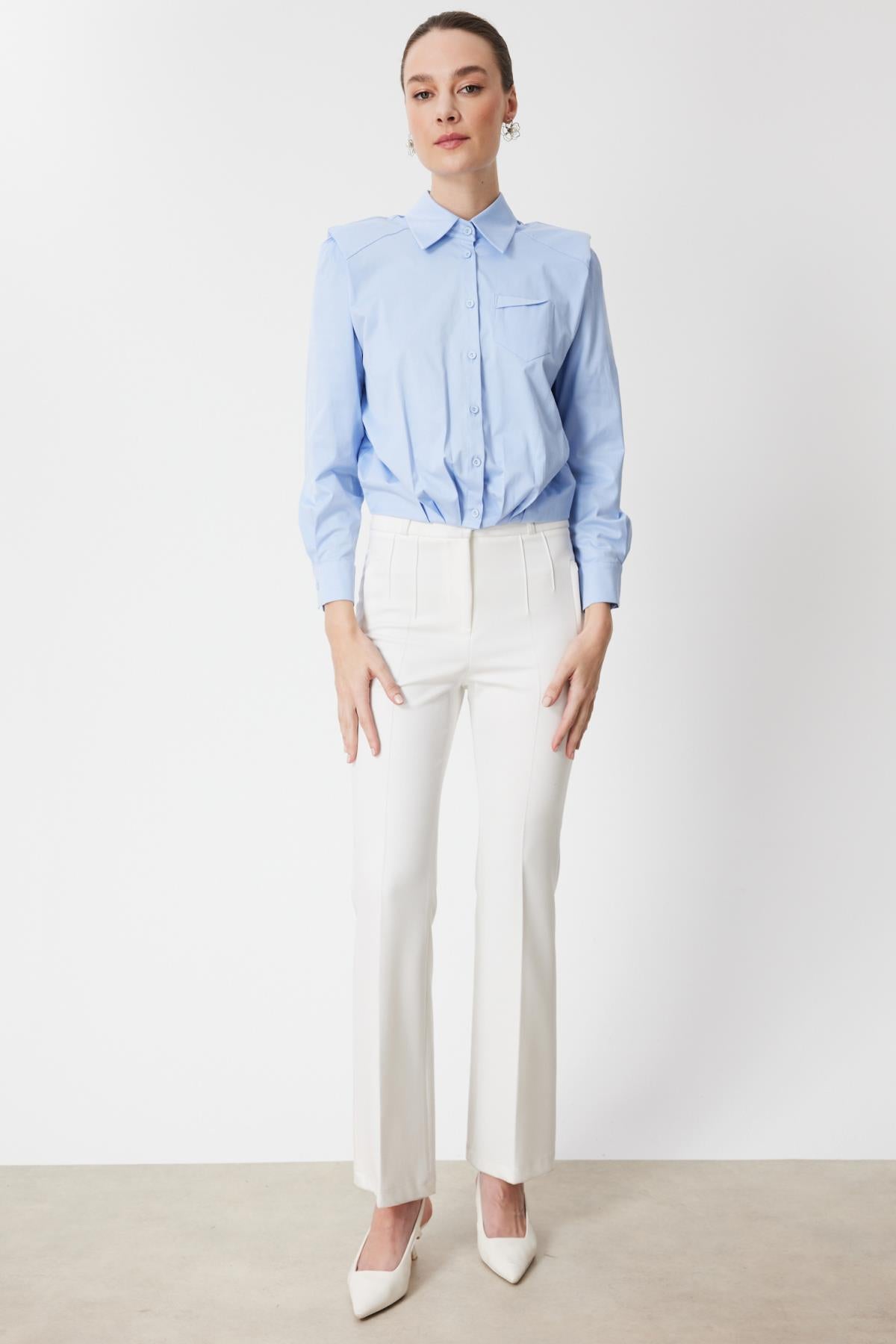 Vatkalı Beli Pileli Gömlek