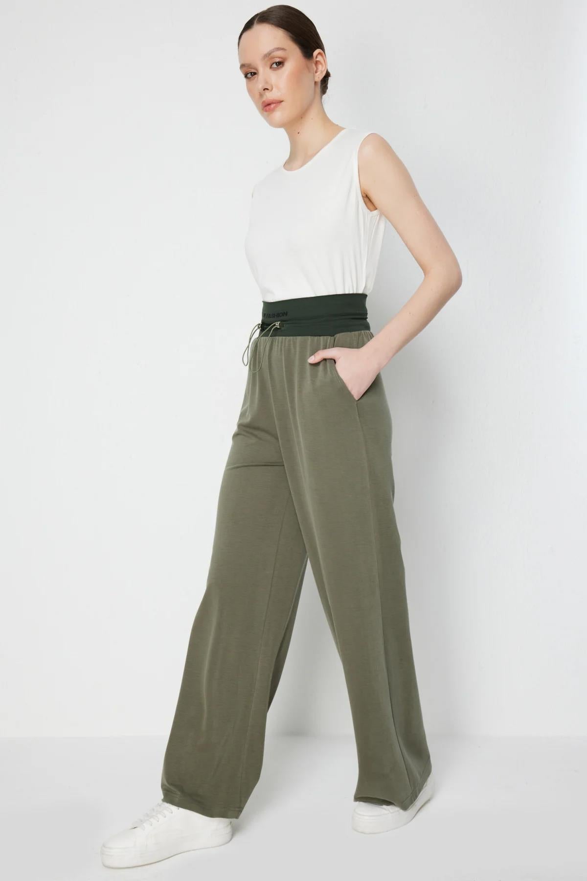 Beli Kalın Lastikli Bol Paça Pantolon