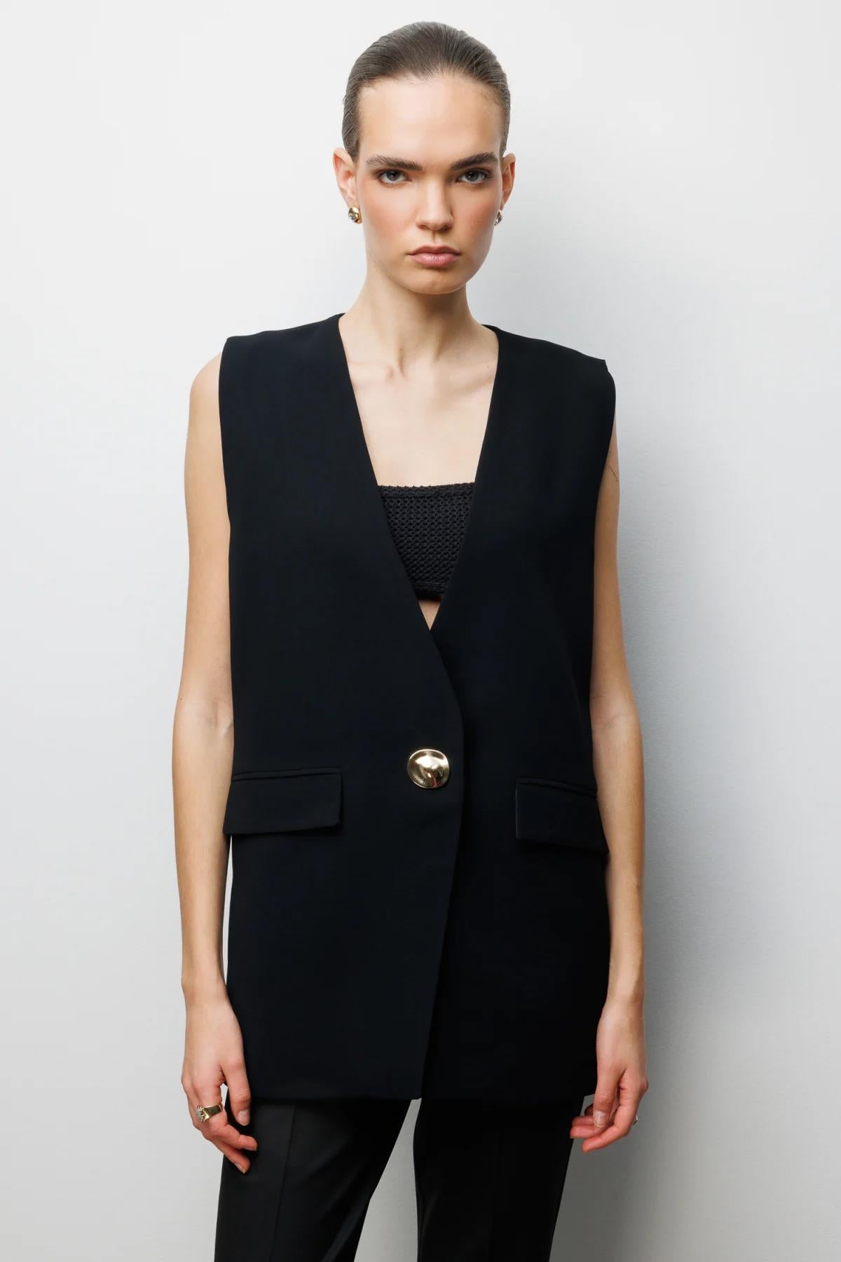 Süs Kapak Cepli V Yaka Yelek