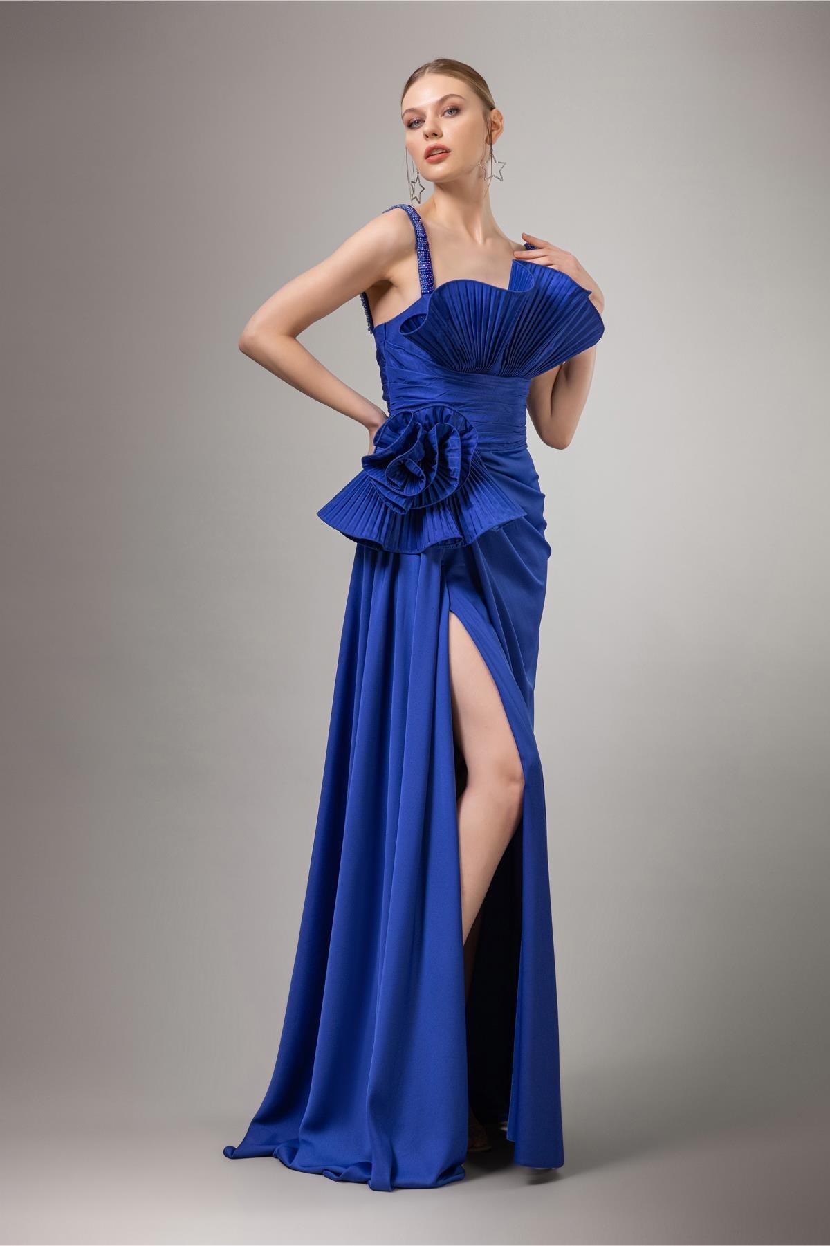 Taş Askılı Yelpaze ve Gül Detaylı Elbise - Eser Giyim