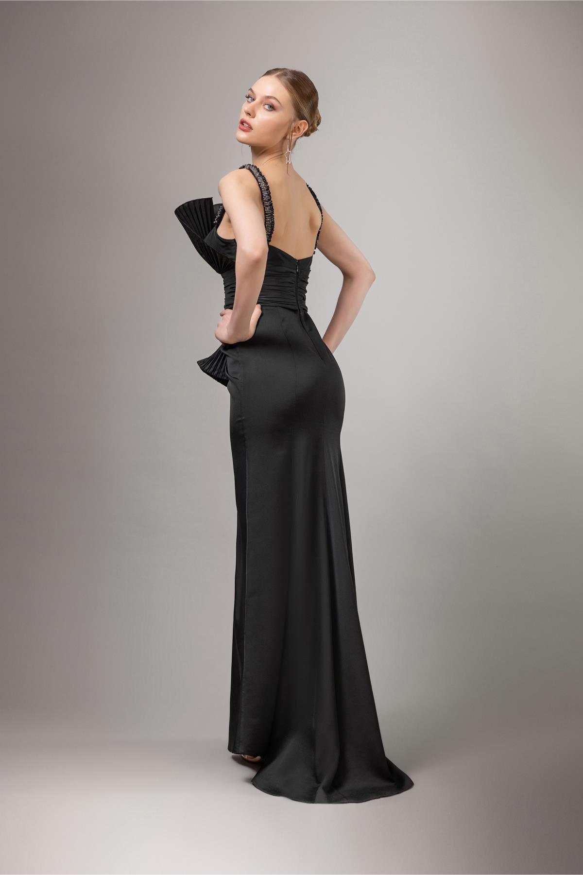 Taş Askılı Yelpaze ve Gül Detaylı Elbise - Eser Giyim