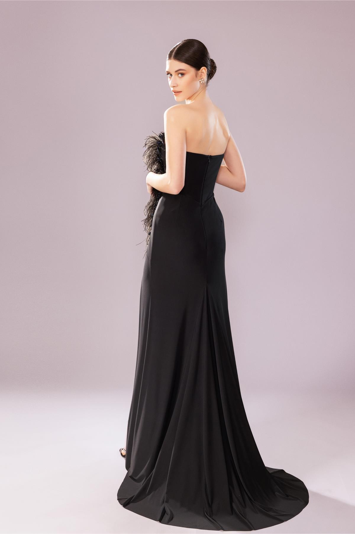 Taş ve Otriş Detaylı Straplez Saten Elbise - Eser Giyim