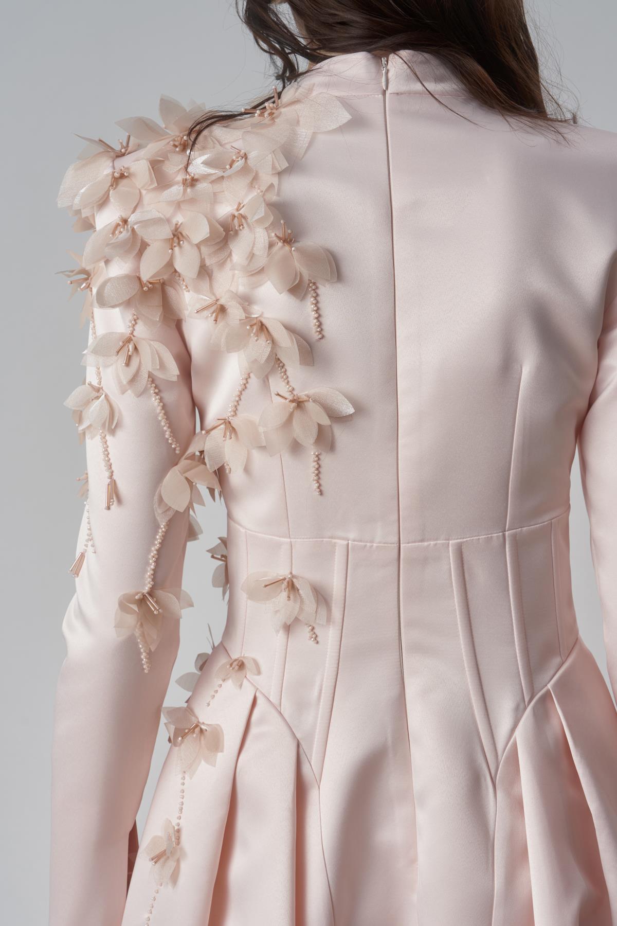 Tek Yan Komple Kabartma Çiçek Elbise - Eser Giyim