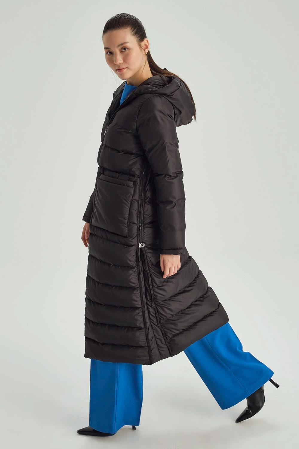 Valencia Kapüşonlu Şişme Uzun Kadın Kaban