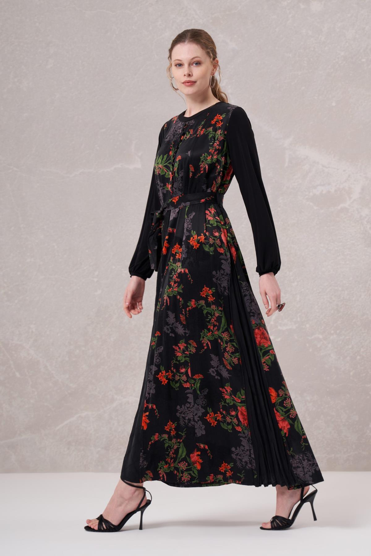 Yarım Düğme Kuşaklı Çiçek Desenli Elbise - Eser Giyim