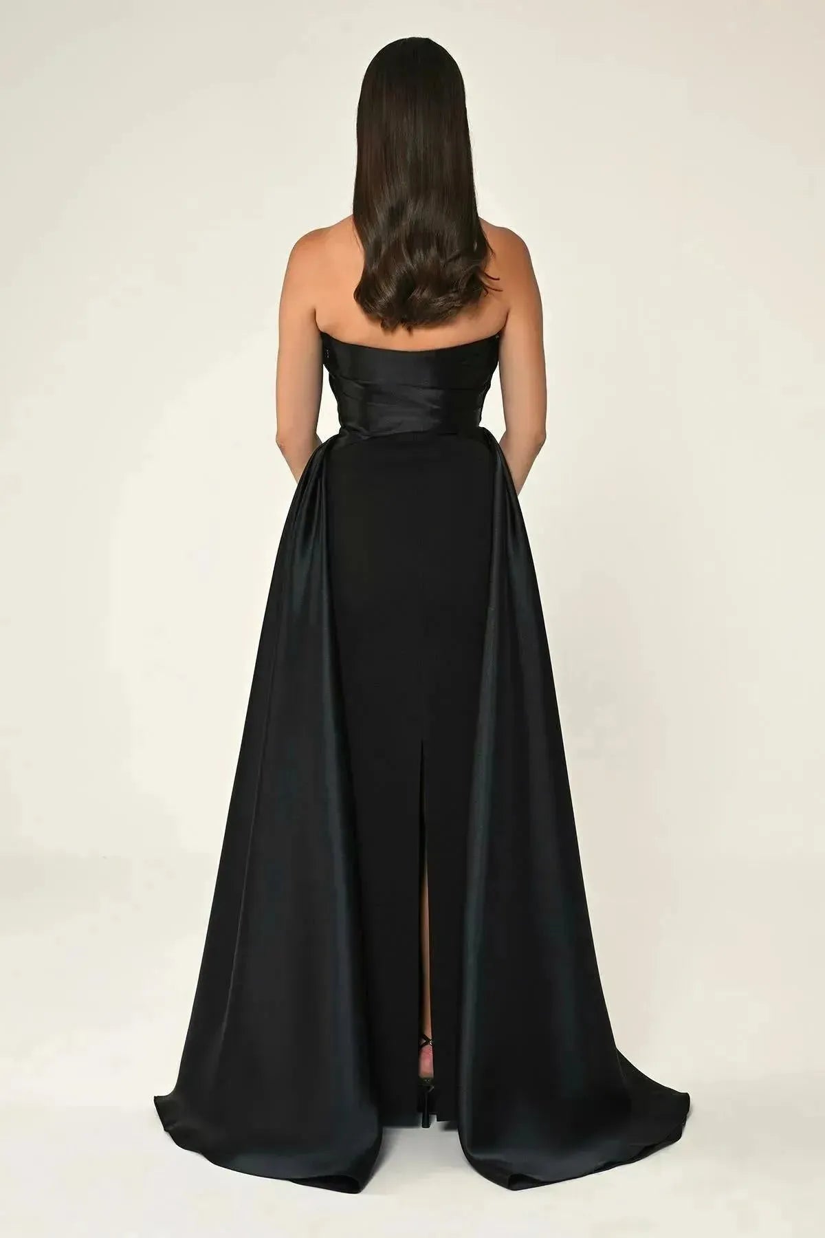 Halter Neck Evening Dress with Flower Accessories