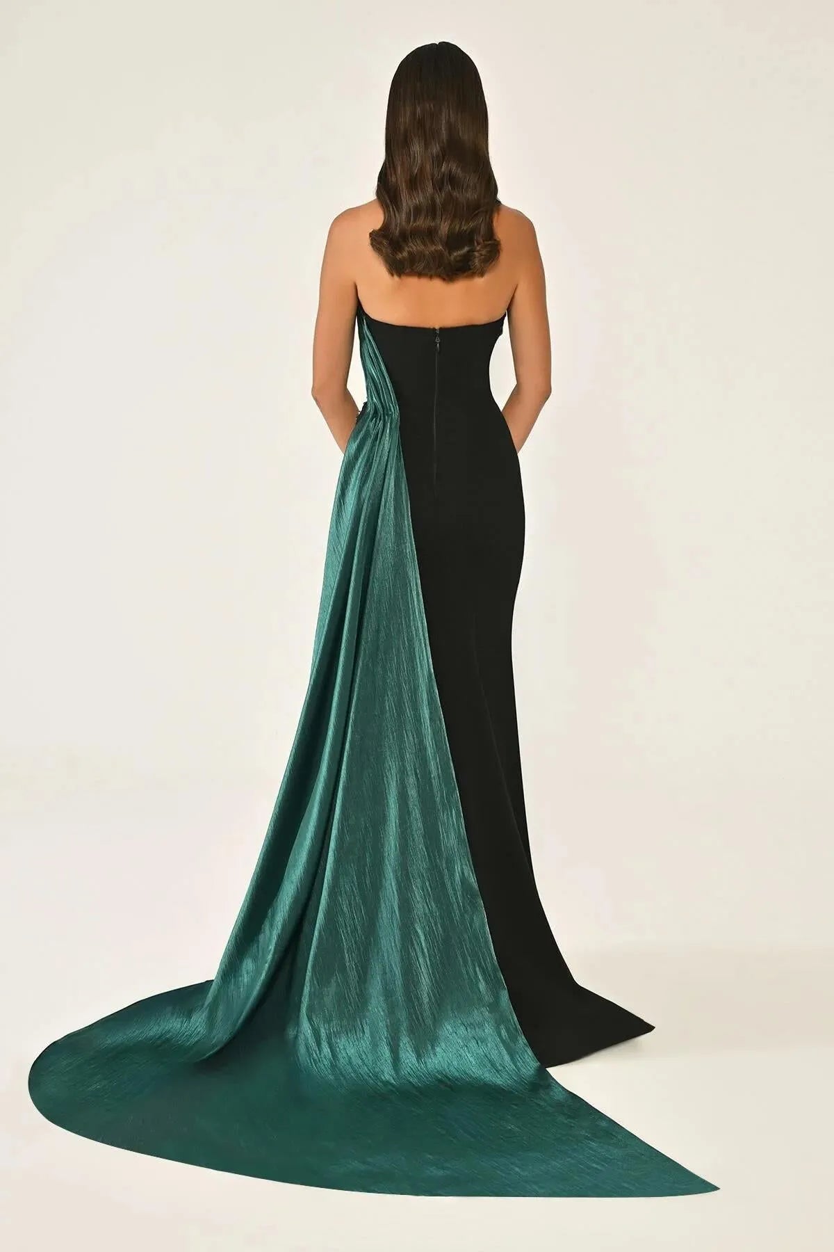 Strapless Stone Detailed Tail Crepe Long Evening Dress