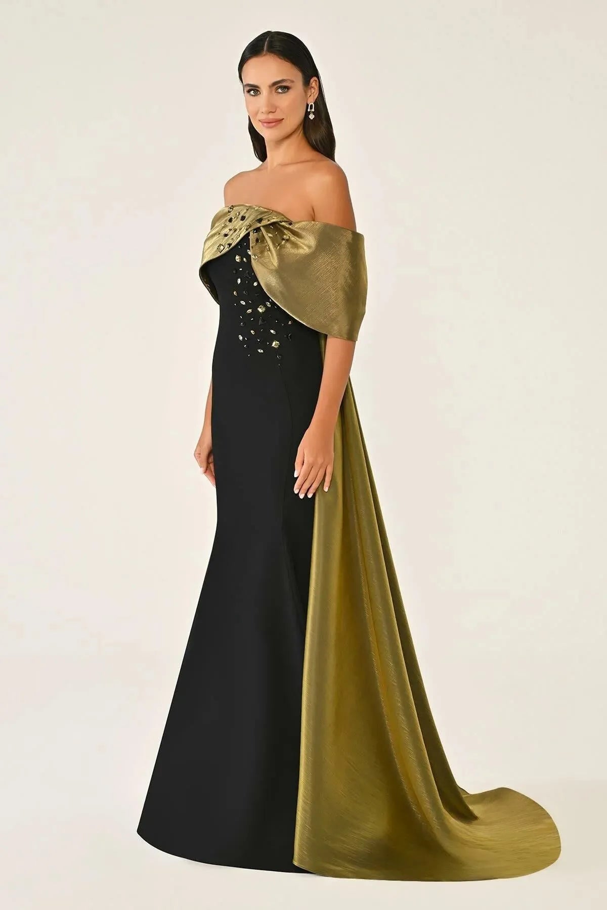Off Shoulder Top Stone Detailed Tailed Evening Crepe Dress