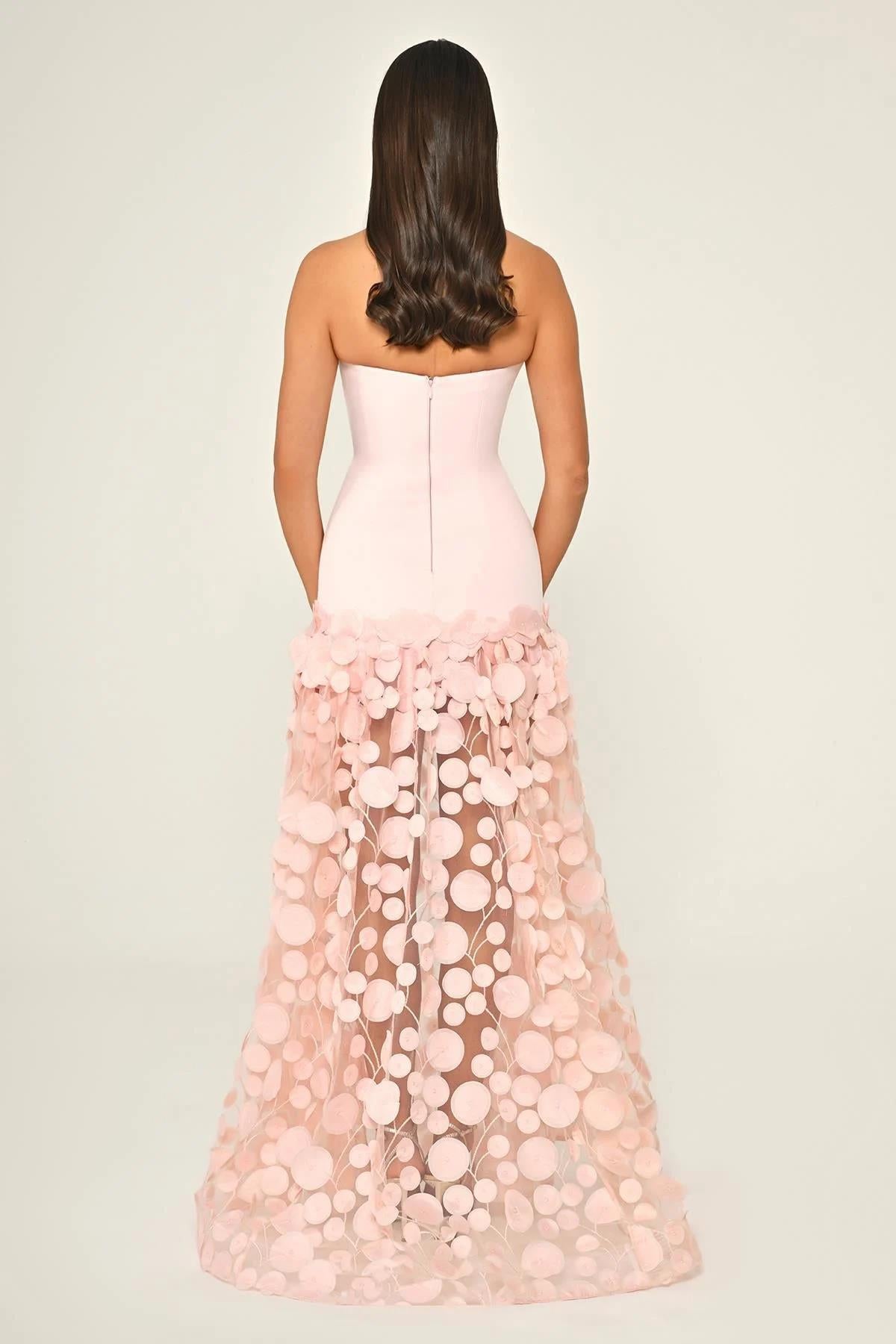 Strapless Top Crepe Skirt Three Dimensional Tulle Long Evening Dress