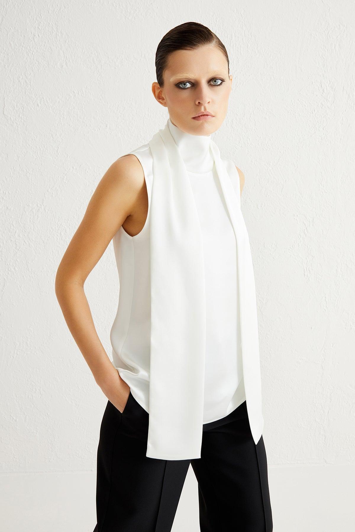 Beyaz Saten Yaka Bağlamalı Kolsuz Bluz - Eser Giyim